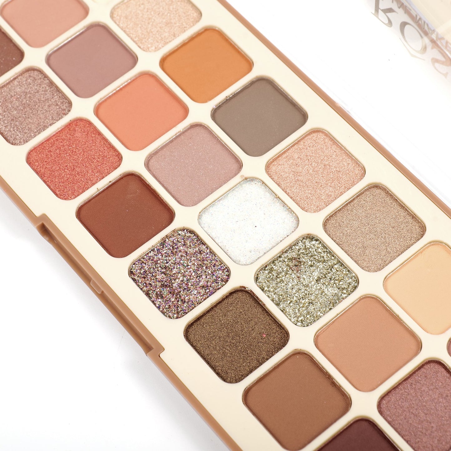 Missrose Dual Fantasy 24-Color Eyeshadow Palette