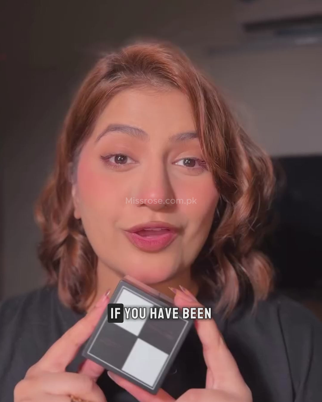 Miss_Rose_Prisme_Libre_Loose_Powder_Influencer_Review