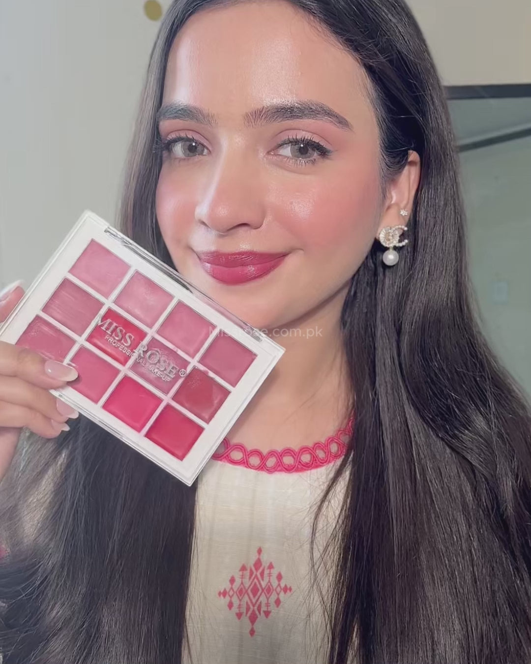 Miss Rose 12 Color Lipstick Palette influncer review