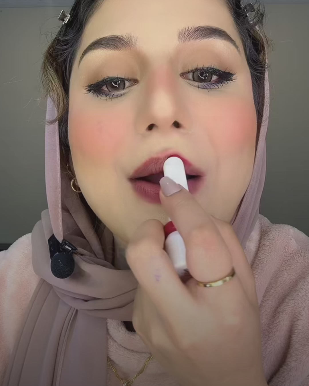 Miss Rose Rhyme Color Flowing Lipstick | Miss Rose Com Pk | Official Store In Pakistan | 100% Authentic Makeup Products